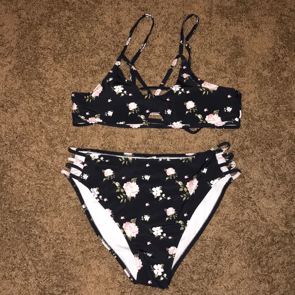 Cupshe XL Bikini